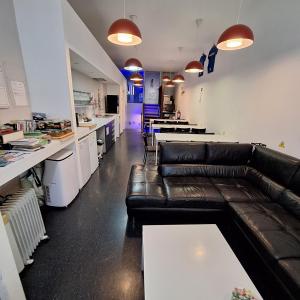 Kuchyň nebo kuchyňský kout v ubytování Hostel Casa Ibarrola