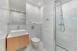 Kúpeľňa v ubytovaní Apartments Old Town Angielska Grobla & by Noclegi Renters
