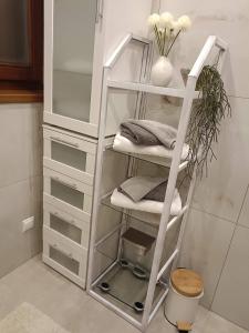 Zdjęcie z galerii obiektu Haus Flora - Ferienwohnung Bodensdorf w mieście Bodensdorf