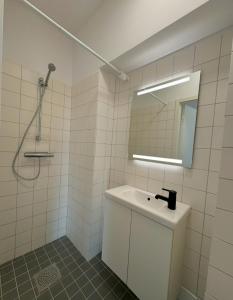 Koupelna v ubytování Örebro City Hostel