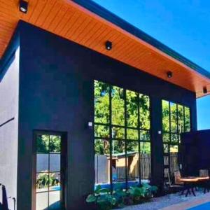 Το κτήριο όπου στεγάζεται  η βίλα