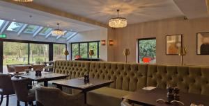Гостиная зона в Great Hallingbury Manor & Lodges London Stansted +37 фотографий