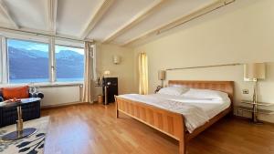 Ein Bett oder Betten in einem Zimmer der Unterkunft Seehotel Schwert