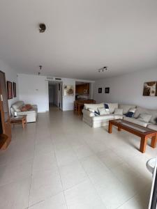 Posedenie v ubytovaní Sea Flower Miraflores Golf and Beach Parking included