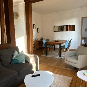 Ruang duduk di Séduisant T2 Plage du Havre +4 gambar