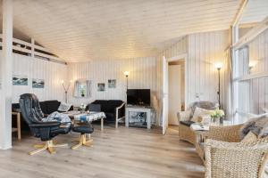 Μια τηλεόραση ή/και κέντρο ψυχαγωγίας στο Feriehus 1094