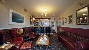 Ruang duduk di Milltown House Dingle