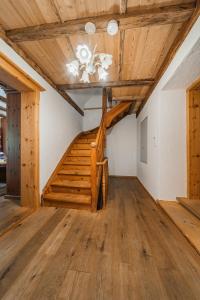 Fotografia z galérie ubytovania Dachstein Chalet Goisern v destinácii Bad Goisern