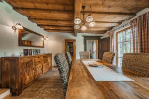 Posedenie v ubytovaní Dachstein Chalet Goisern