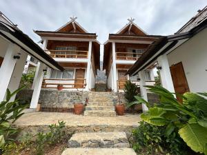 Здание гостевого дома +8 фотографий