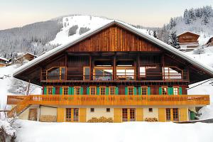 Nespecifikovaný výhled na hory nebo výhled na hory při pohledu z apartmánu