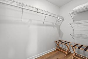 默特尔比奇4BR2BA Sleeps 12 Pet-Friendly Steps to Beach的相册照片