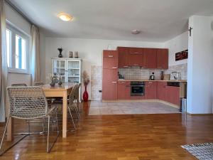 Kuchyňa alebo kuchynka v ubytovaní Apartment BEPPO