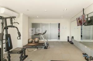 Fitness centrum a/nebo fitness zařízení v ubytování Modern 2 Bedroom Apt In Mburicao Neighborhood