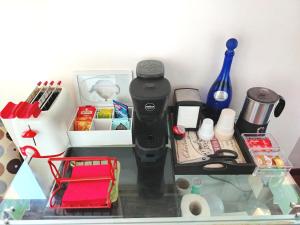 Příslušenství pro přípravu čaje a kávy v ubytování B&B Corallo + 10 fotografií