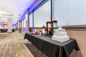 Bevande di Four Points by Sheraton Boston Newton