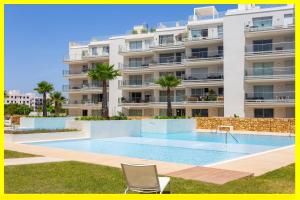 Bazén v ubytovaní Denia apartment Marina alebo v jeho blízkosti