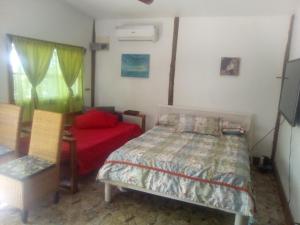 Giường trong phòng chung tại casa de huéspedes selvatica
