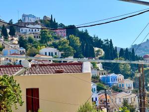 Φωτογραφία από το άλμπουμ του Symi Roots House στη Σύμη