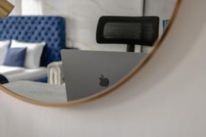TV a/nebo společenská místnost v ubytování EA- Design Apartment nähe Hauptplatz