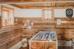 Pokój gier w obiekcie Appartement Arnoldgut