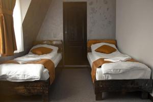 Galeriebild der Unterkunft Villa Perule 2 Вила Перуле in Shumnatitsa