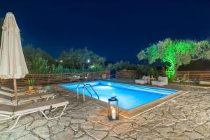 Gallery image of Elegance Villas - Villa Andon & Villa Yiota in Argasi