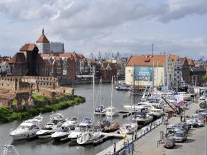 Výhľad na mesto Gdansk alebo výhľad na mesto priamo z apartmánového hotela