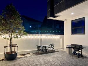 Fotografie z fotogalerie ubytování HS3-Hidden Space Private Pool Villa-บางแสน v destinaci Ban Hua Khao Sammuk