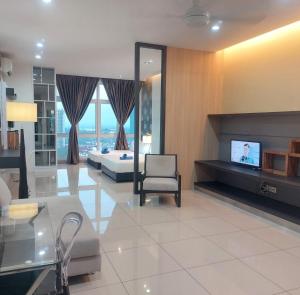 Μια τηλεόραση ή/και κέντρο ψυχαγωγίας στο Twin galaxy residences