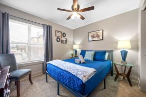 The Lofts of Downtown (540 N 2nd St, #205)にあるベッド