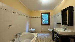 A bathroom at Clubhouse