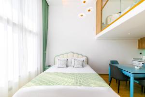 Foto da galeria de Zhujiajian Chunyu Qiushe Apartment em Zhujiajian Dao