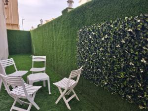 Garden sa labas ng HARF22-101-01 1br apt in AD