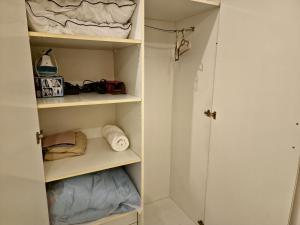 Gambar di galeri bagi HARF22-G01-02 Cozy 2BR Apt in Abu Dhabi city di Baţīn