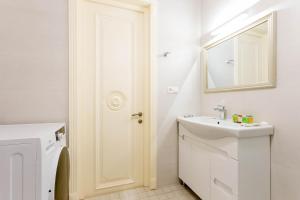 Kupatilo u objektu Central Elegant Apartment