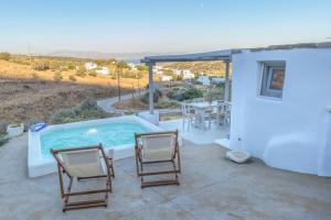 Bazén v ubytování Magginas Little Home nebo v jeho okolí