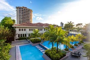 an aerial view of a resort with a swimming pool at Splendido Tagaytay Hotel and Country Club in Tagaytay