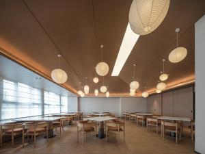 Nhà hàng/khu ăn uống khác tại 桔作酒店 许昌东站胖东来天使城店