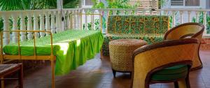 Pare LODGE TAHITI的休息区