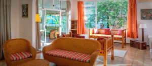 Pare LODGE TAHITI的休息区