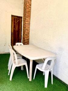 Imagen de la galería de APARTMENT - Appleton Liitle Paradise Beach Resort & Restaurant, en Real