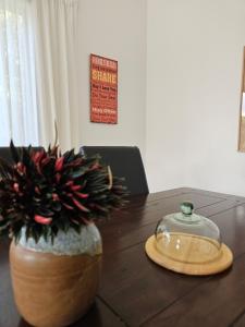 Foto Aucklandis asuva majutusasutuse Lilypad of Three Kings Guest Rooms galeriist