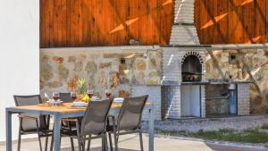 Grillfaciliteterne i villaen som gæsterne kan bruge