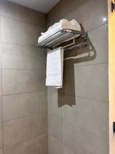 Koupelna v ubytování 4 Guys Hotel