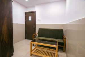Posezení v ubytování Treebo Empire Executive Premium, Hinjewadi