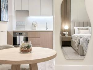 Breathtaking view studio – Address Dubai Marina客房内的一张或多张床位