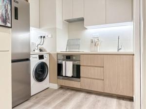 Breathtaking view studio – Address Dubai Marina的厨房或小厨房