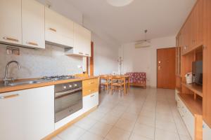 Η κουζίνα ή μικρή κουζίνα στο Ficus 3 - Pineto Vacanza