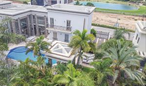 Bazén v ubytování Luxury villa in Caesarea nebo v jeho okolí + 4 fotografie
